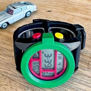 NIXON The Unit A197-1114 Digital LCD Rare "That's What She Said"